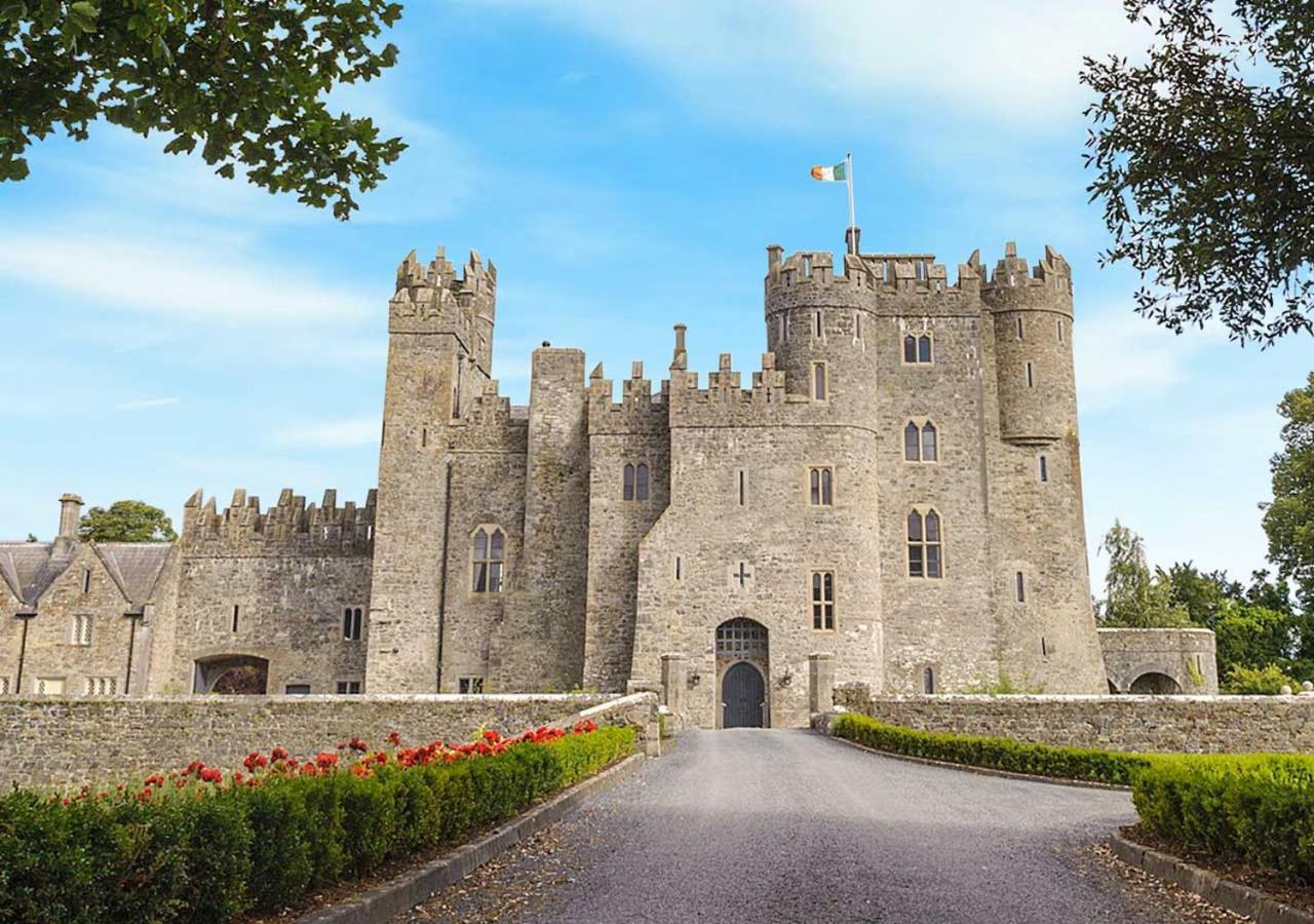 Kilkea Castle Hotel Eksteriør billede
