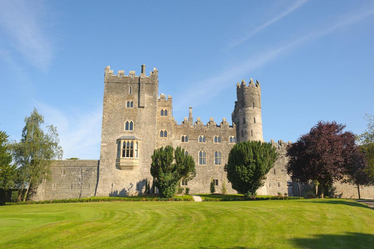 Kilkea Castle Hotel Eksteriør billede